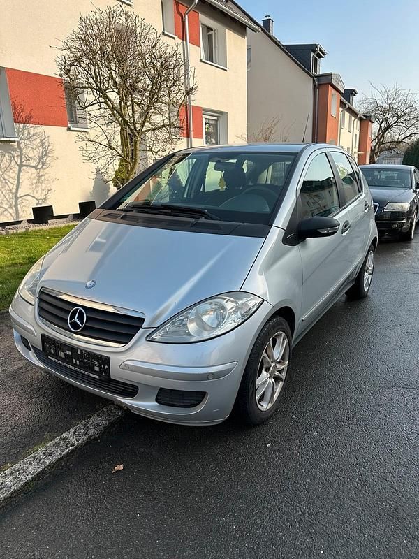 Gebraucht Mercedes A170 85 PS (62 kW) 2004 Silber Kleinwagen