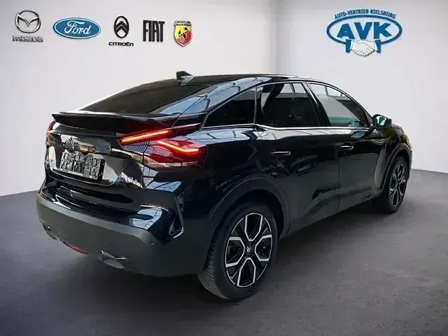 Usata Citroën e-C4 Shine 100 kW (136 CV) 2024 Nero Berlina