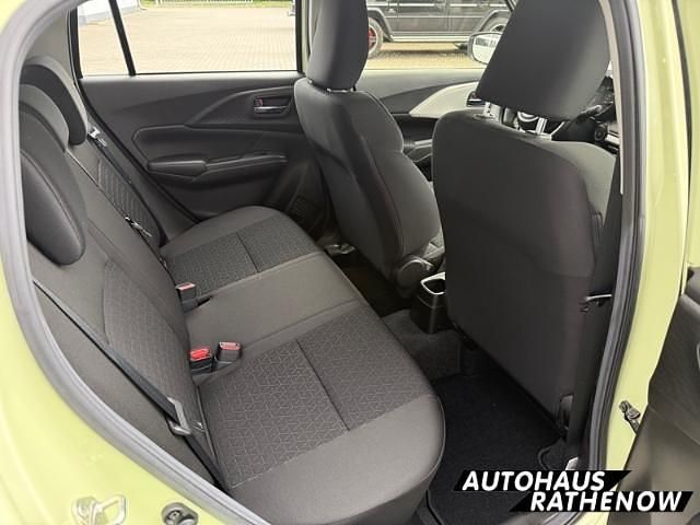 Neu Suzuki Swift Club 83 PS (61 kW) 2025 Gelb Kleinwagen