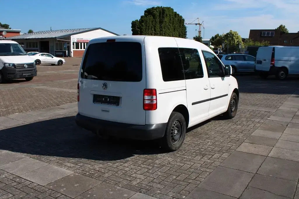 Gebraucht VW Caddy Trendline 102 PS (75 kW) 2014 Weiß Van / Kleinbus