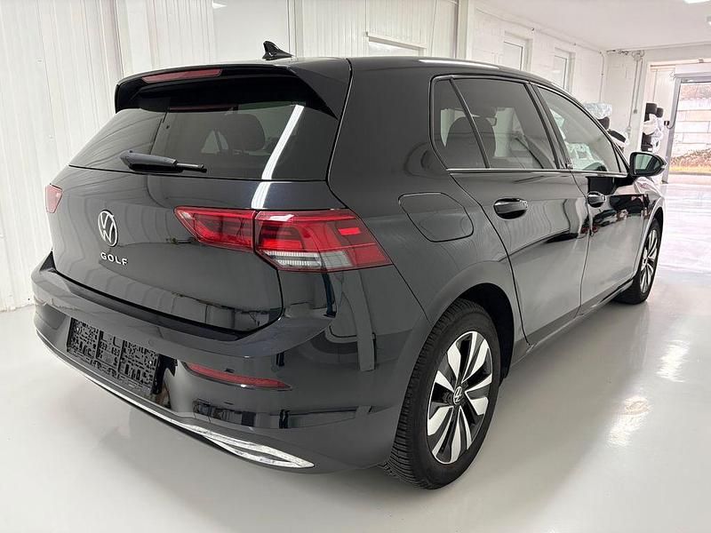 Gebraucht VW Golf VIII Move 150 PS (110 kW) 2023 Schwarz Limousine