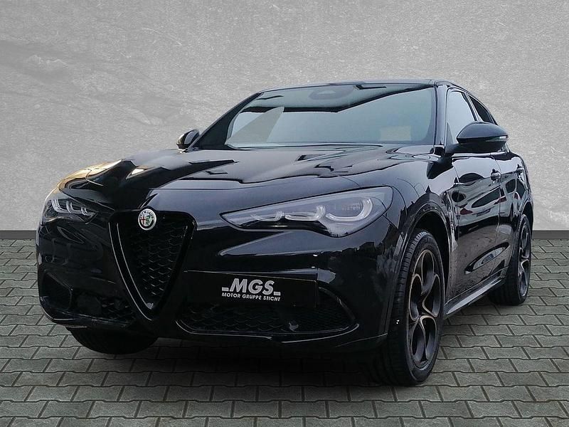 Neu Alfa Romeo Stelvio 209 PS (153 kW) 2026 Nero vulcano, metallic SUV