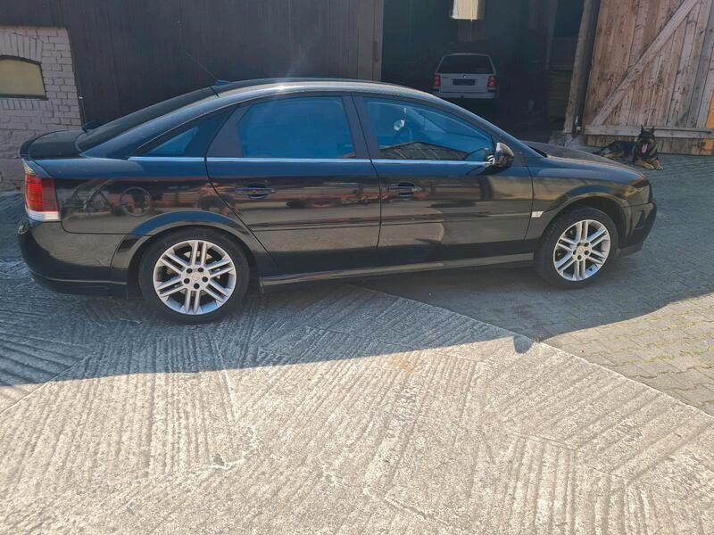 Schwarz Gebraucht 2002 Opel Vectra GTS Limousine | 500 € (Superpreis) - Bild 1/4
