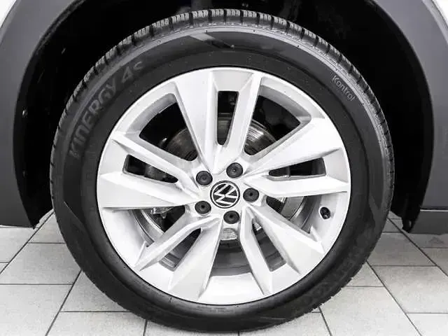 Gebraucht VW T-Cross Goal 116 PS (85 kW) 2025 Weiss SUV