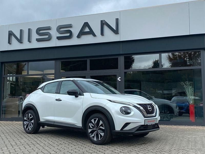 Weiß Gebraucht 2024 Nissan Juke Acenta SUV | 19.750 € (Fairer Preis) - Bild 1/4