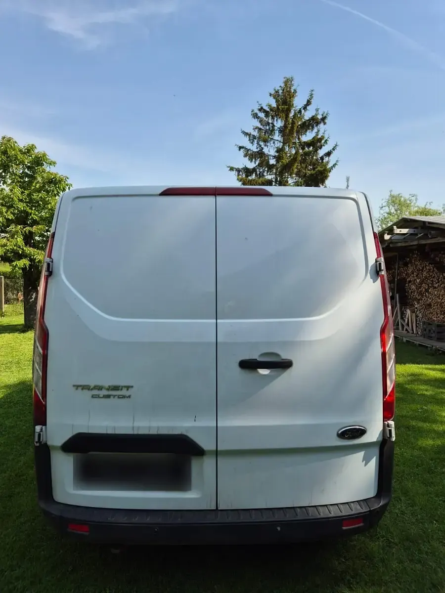Gebraucht Ford Transit 169 PS (124 kW) 2016 Weiß Van / Kleinbus