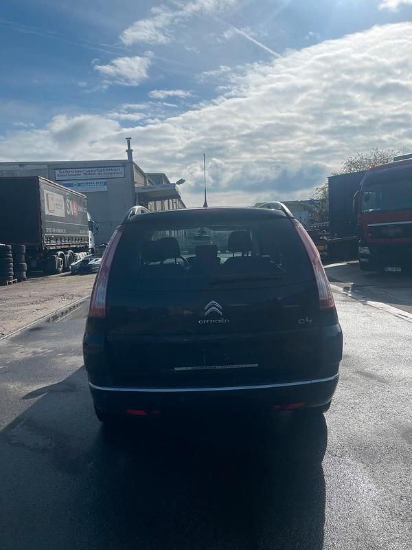 Second-hand Citroën C4 150 CP (110 kW) 2011 Negru Monovolum