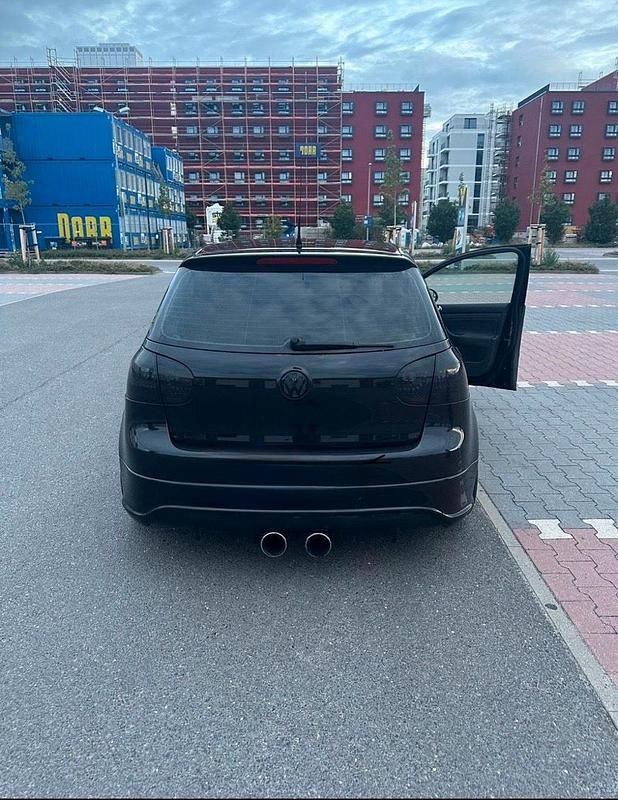 Schwarz Gebraucht 2006 VW Golf V Kleinwagen | 2.000 € (Superpreis) - Bild 1/4