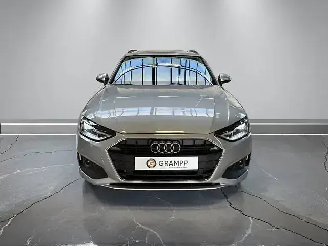Używany Audi A4 Basis 163 KM (119 kW) 2024 Srebrny Kombi