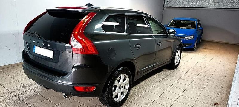 Gebraucht Volvo XC60 Summum 205 PS (150 kW) 2011 Savile grey / metallic SUV