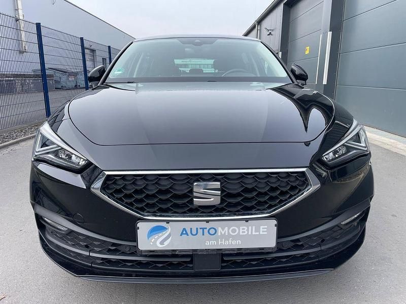 Gebraucht Seat Leon Style 131 PS (96 kW) 2020 Schwarz Limousine