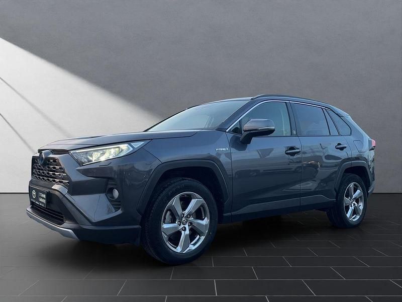 Grau Gebraucht 2020 Toyota RAV4 Hybrid Team SUV | 32.450 € (Fairer Preis) - Bild 1/4