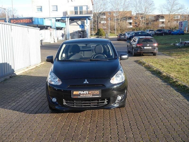 Gebraucht Mitsubishi Space Star Classic Collection 71 PS (52 kW) 2015 Schwarz Limousine