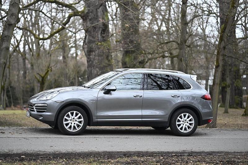 Gebraucht Porsche Cayenne Platinum Edition 245 PS (180 kW) 2014 Grau SUV
