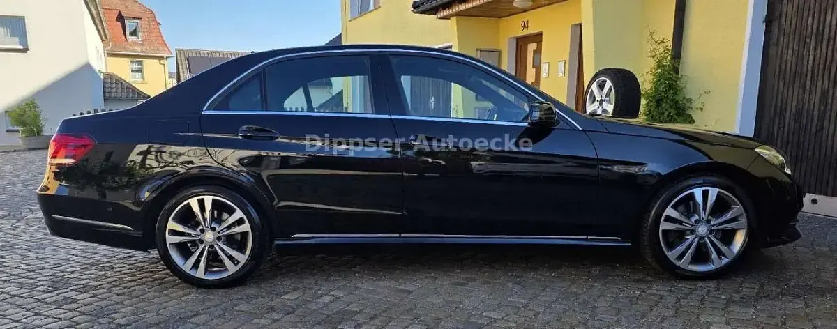 Gebraucht Mercedes E350 252 PS (185 kW) 2013 "obsidanschwarz" Limousine