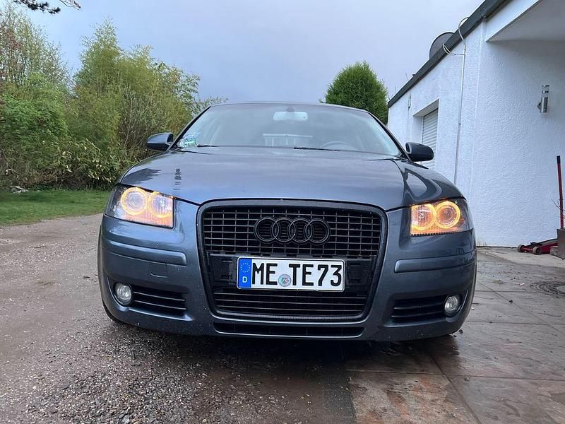 Gebraucht Audi A3 Ambiente 140 PS (102 kW) 2005 Grau Kleinwagen