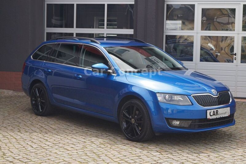 Blau Gebraucht 2014 Skoda Octavia Elegance Kombi | 14.990 € (Fairer Preis) - Bild 1/4