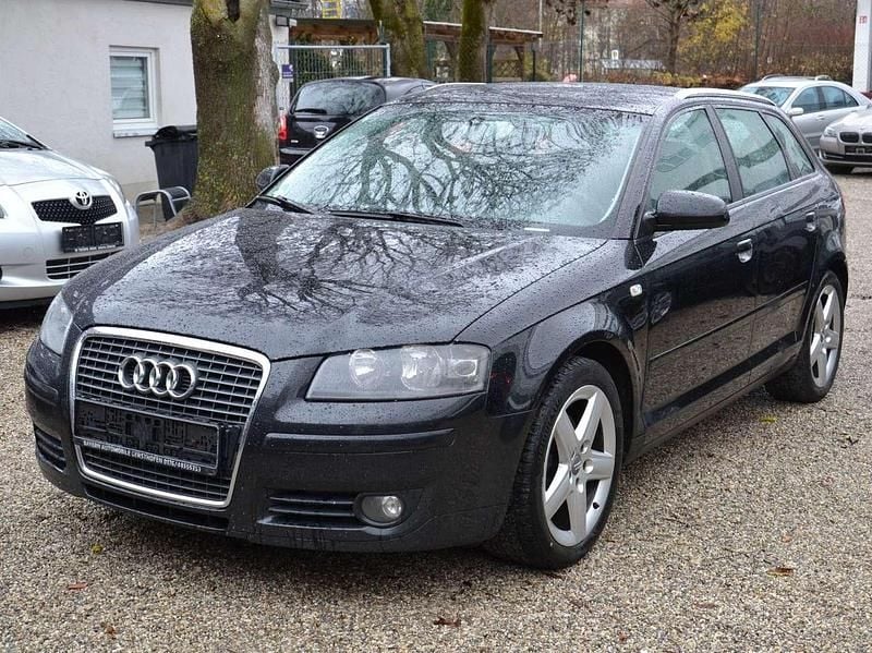 Phantomschwarz perleffekt Gebraucht 2006 Audi A3 Ambition Limousine | 2.800 € (Teuer) - Bild 1/4