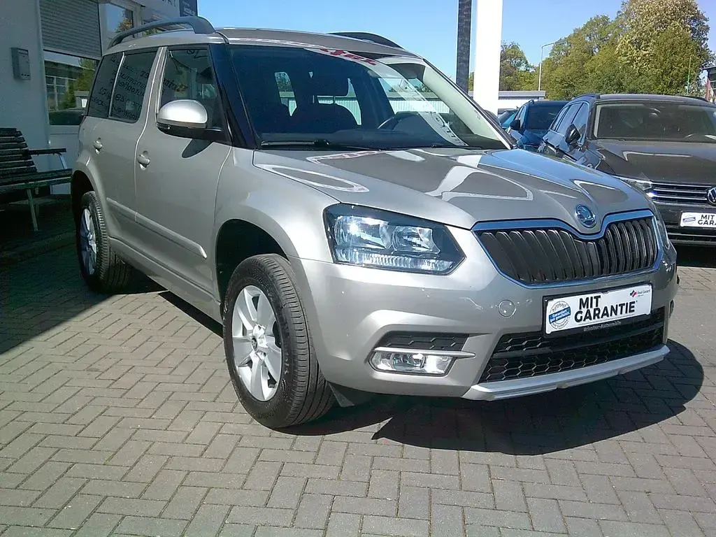 Gebraucht Skoda Yeti Ambition 122 PS (89 kW) 2014 Beige SUV