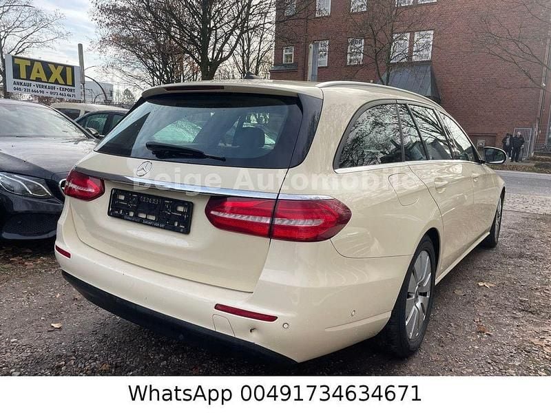 Usata Mercedes E200 150 CV (110 kW) 2019 Beige Berlina