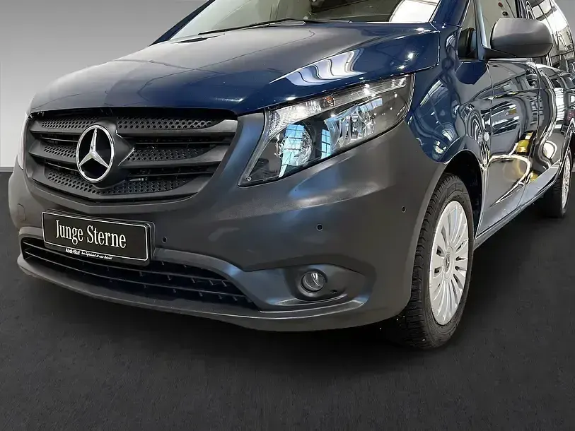 Gebraucht Mercedes Vito 136 PS (100 kW) 2021 Blau Van