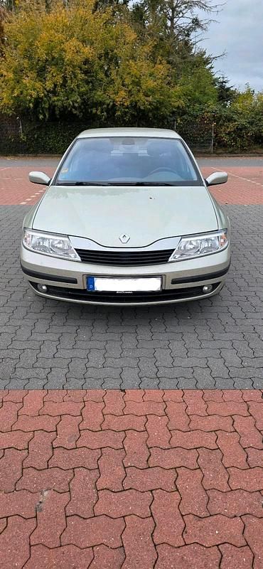 Gold Gebraucht 2004 Renault Laguna II Limousine | 700 € (Guter Preis) - Bild 1/4