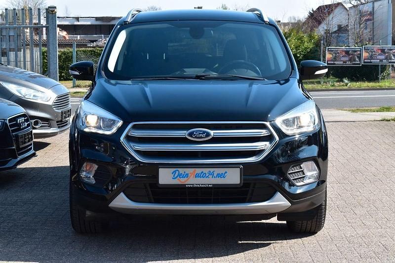 Gebraucht Ford Kuga Cool & Connect 179 PS (131 kW) 2018 Schwarz SUV