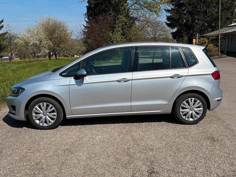 Gebraucht VW Golf Sportsvan 110 PS (80 kW) 2017 Silber Van / Kleinbus
