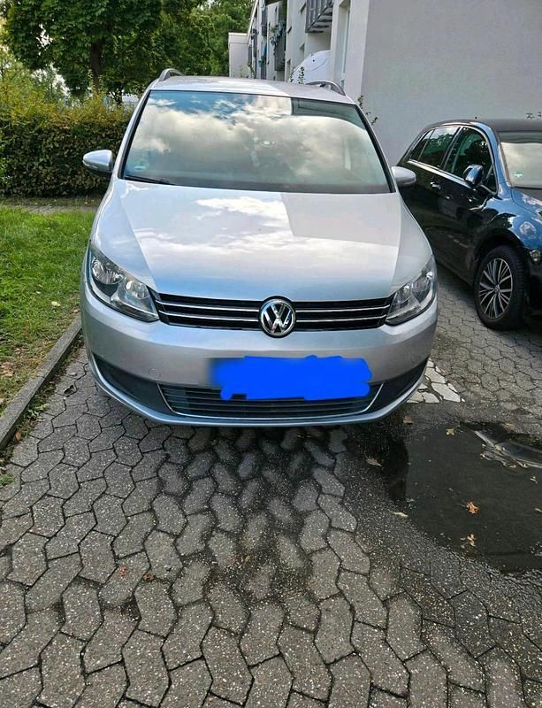 Silber Gebraucht 2012 VW Touran Van / Kleinbus | 3.800 € (Superpreis) - Bild 1/4