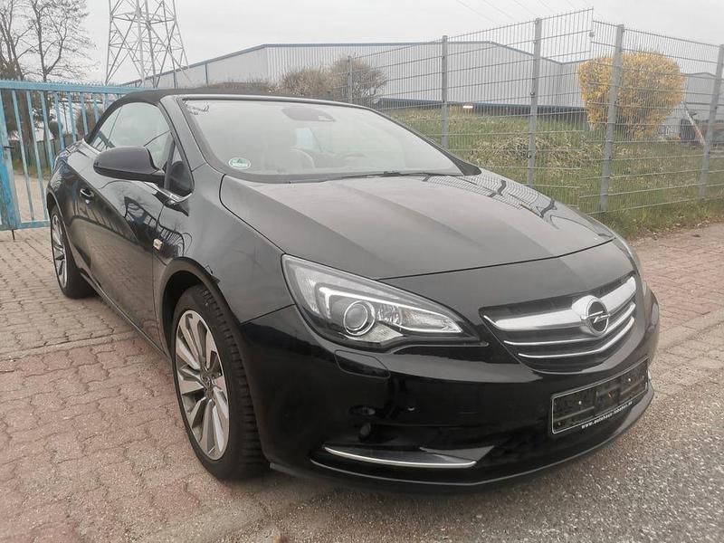 Gebraucht Opel Cascada Innovation 140 PS (102 kW) 2018 Schwarz Cabrio