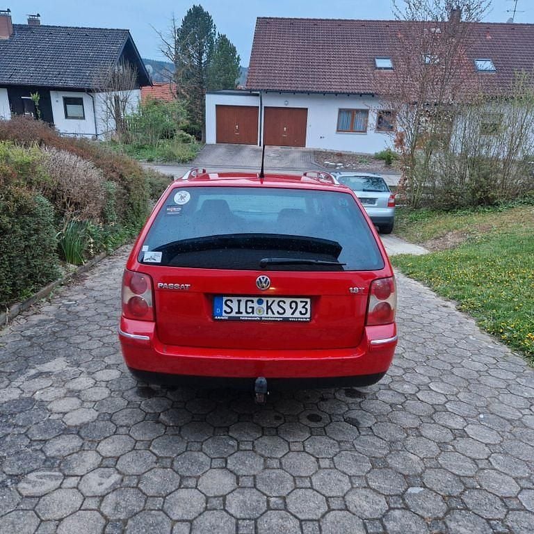 Gebraucht VW Passat Highline 150 PS (110 kW) 2001 Rot Kombi