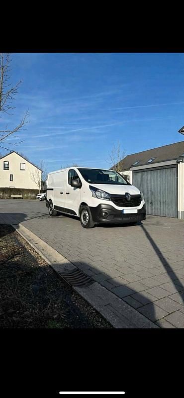 Gebraucht Renault Trafic 121 PS (88 kW) 2019 Weiß Van / Kleinbus