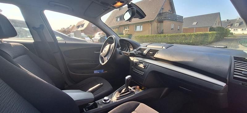 Gebraucht BMW 118 143 PS (105 kW) 2008 Schwarz Kleinwagen