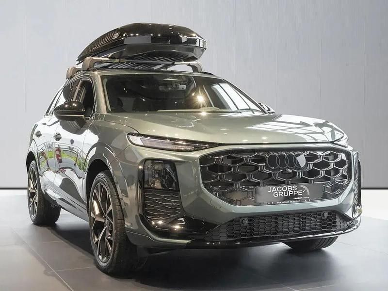 Gebraucht Audi Q3 Ambiente 150 PS (110 kW) 2026 Grün SUV