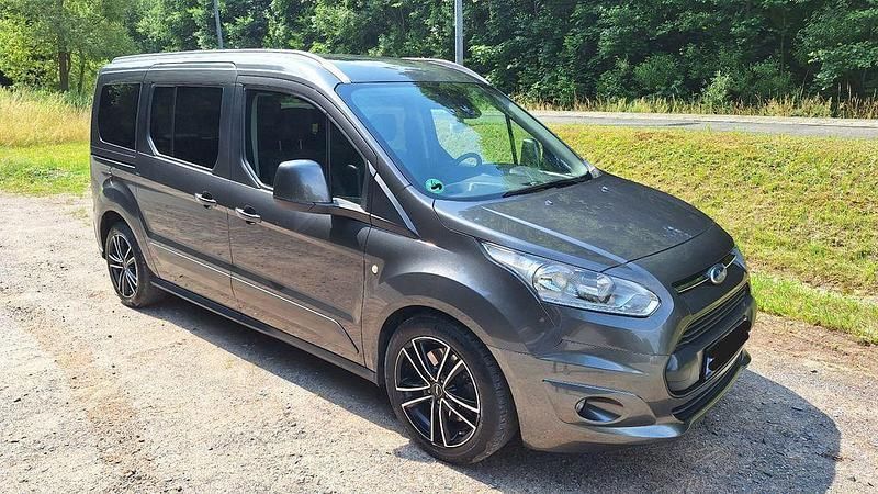 Grau Gebraucht 2017 Ford Tourneo Connect Titanium Van / Kleinbus | 9.800 € (Superpreis) - Bild 1/4