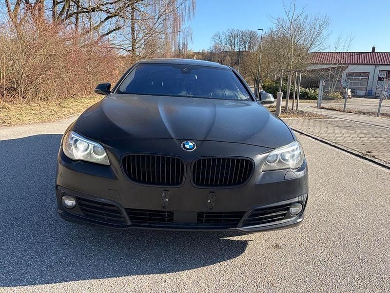 Gebraucht BMW 530 Performance 258 PS (189 kW) 2015 Schwarz Limousine