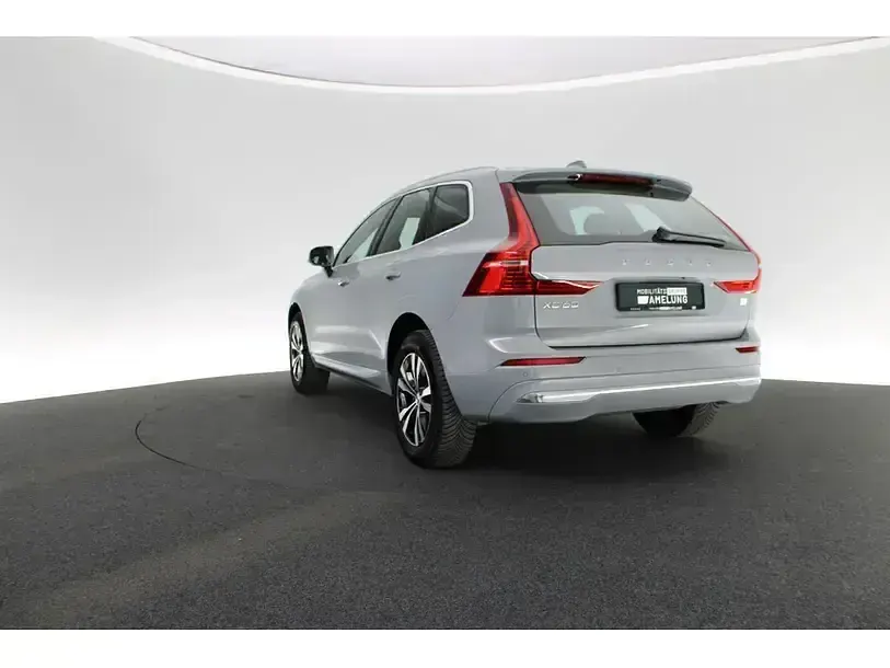 Gebraucht Volvo XC60 Core 350 PS (257 kW) 2023 Grau SUV