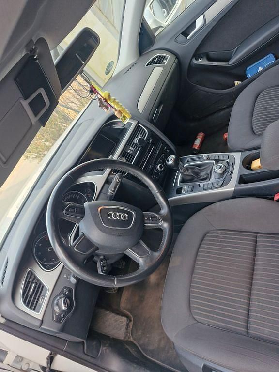 Gebraucht Audi A4 Ambiente 150 PS (110 kW) 2014 Weiß Kombi