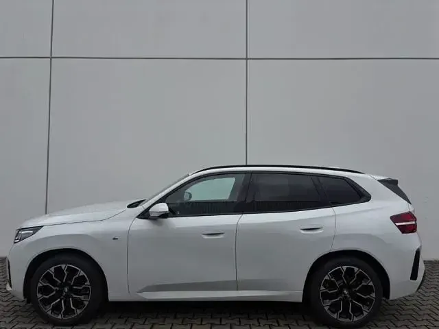 Gebraucht BMW X3 M Sport 208 PS (152 kW) 2025 Weiss SUV