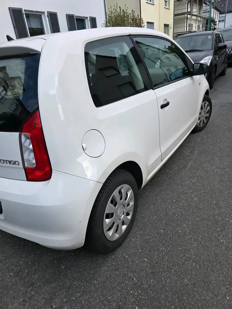 Używany Skoda Citigo 60 KM (44 kW) 2016 Biały Hatchback