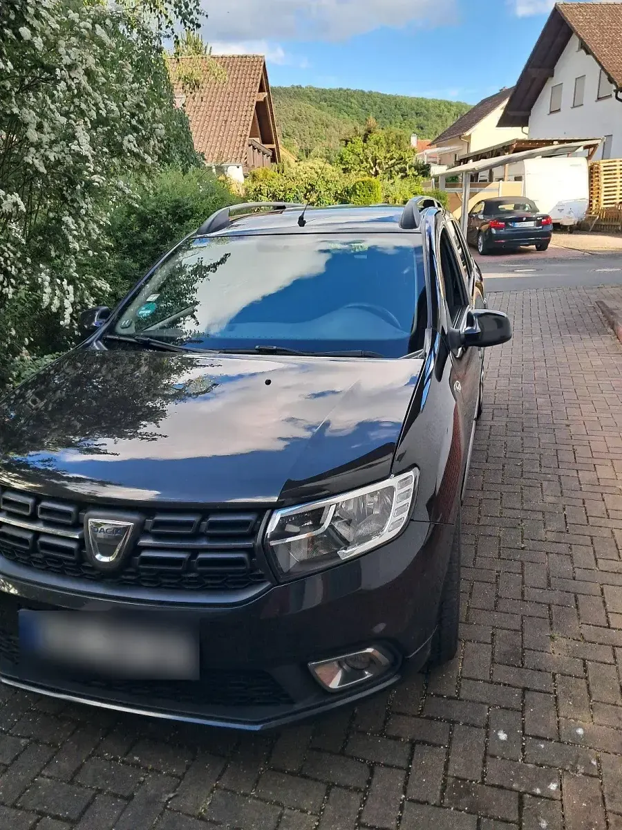 Gebraucht Dacia Logan MCV Comfort 90 PS (66 kW) 2018 Schwarz Kombi