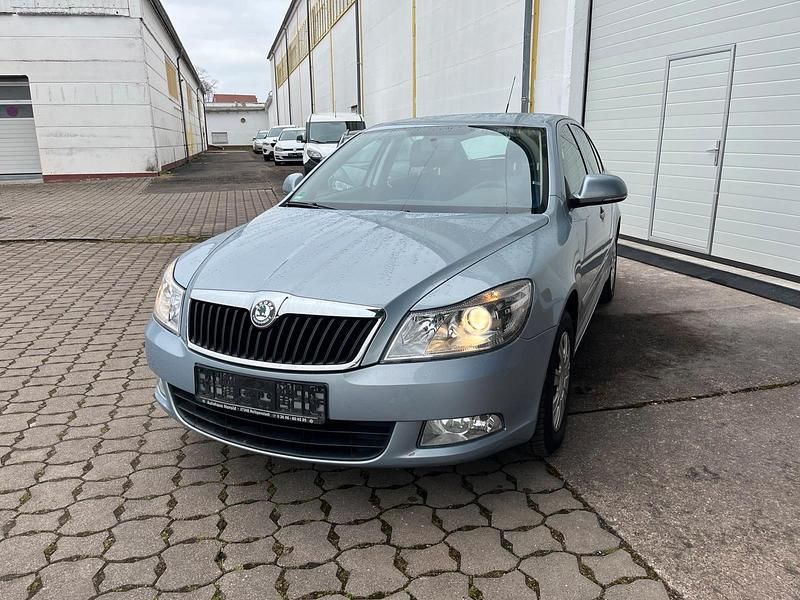 Gebraucht Skoda Octavia 105 PS (77 kW) 2010 Limousine