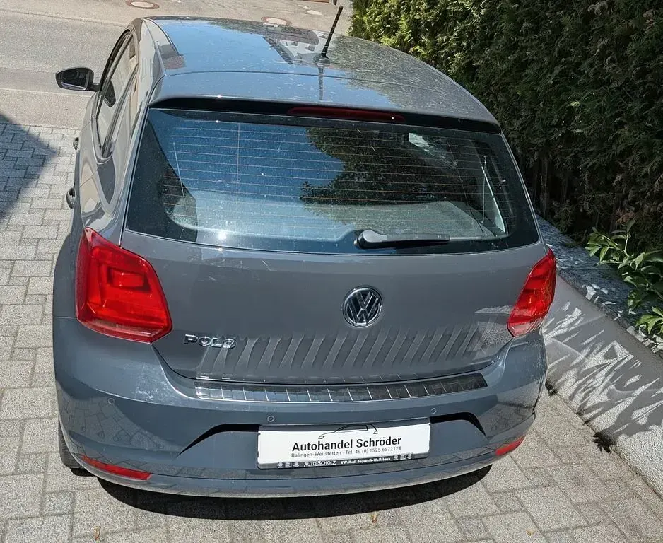 Gebraucht VW Polo Comfortline 75 PS (55 kW) 2017 Grau Kleinwagen