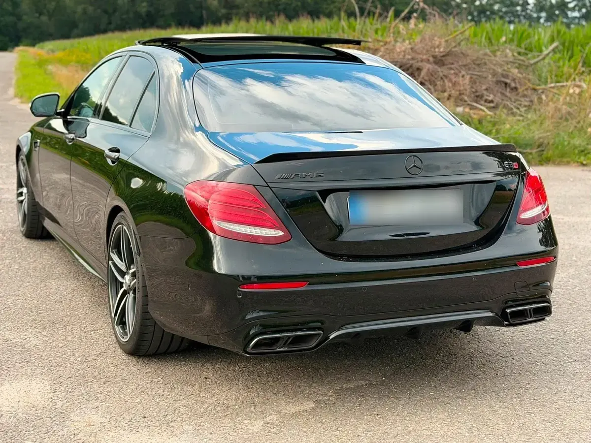 Gebraucht Mercedes E63S AMG AMG 612 PS (450 kW) 2018 Schwarz Limousine