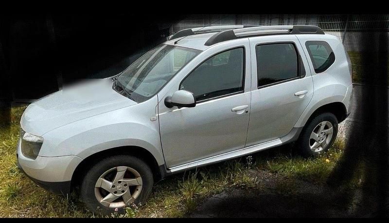Usata Dacia Duster 110 CV (80 kW) 2011 Argento SUV