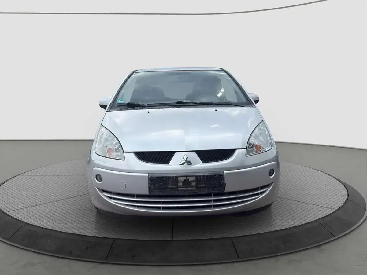 Gebraucht Mitsubishi Colt Instyle 109 PS (80 kW) 2006 Silber Limousine