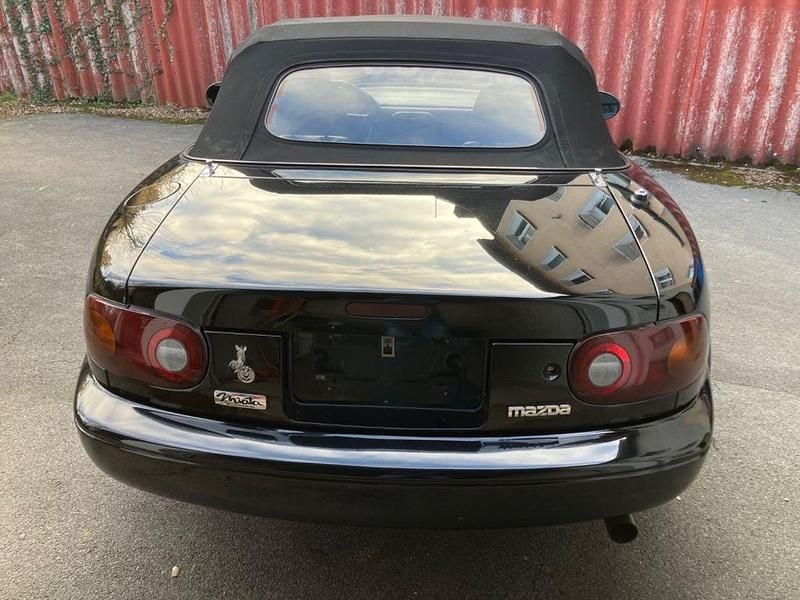 Gebraucht Mazda MX5 116 PS (85 kW) 1993 Schwarz Cabrio