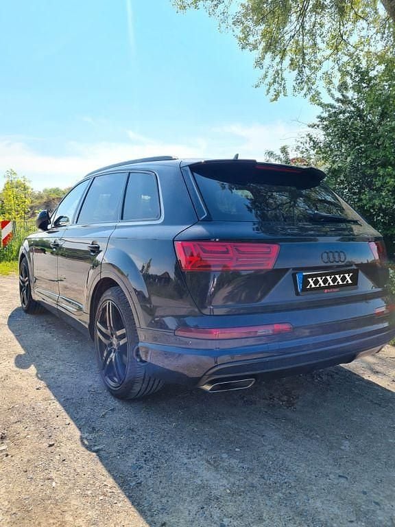 Gebraucht Audi Q7 Black Edition 272 PS (200 kW) 2015 Schwarz SUV