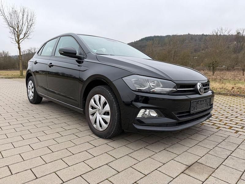 Gebraucht VW Polo Highline 95 PS (69 kW) 2018 Schwarz Kleinwagen