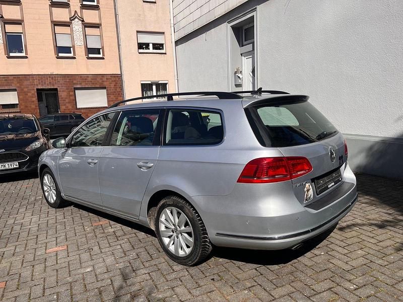 Gebraucht VW Passat Comfortline 140 PS (102 kW) 2013 Silber Kombi